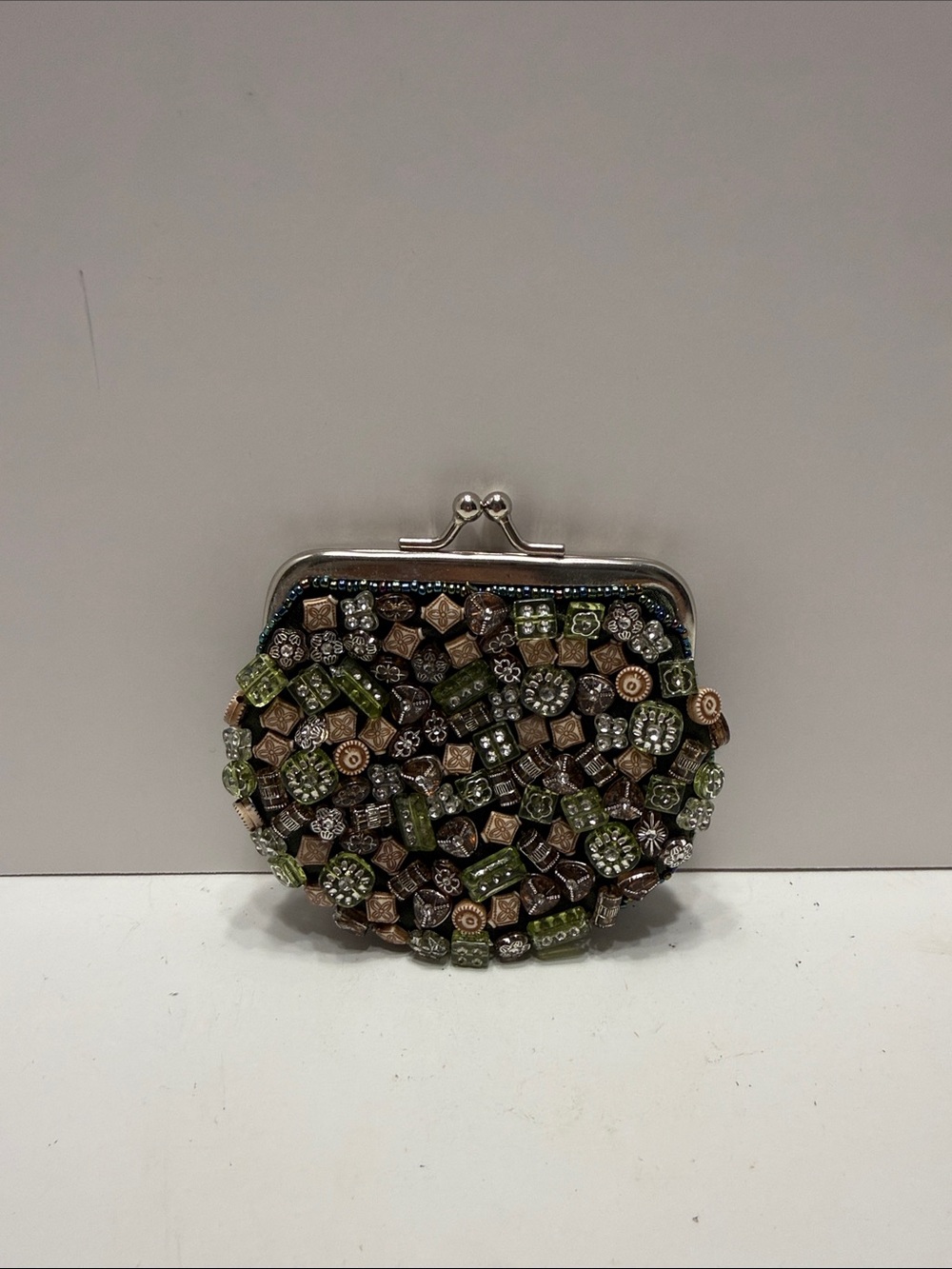 Beaded Kiss-Lock Coin Purse in Olive Green